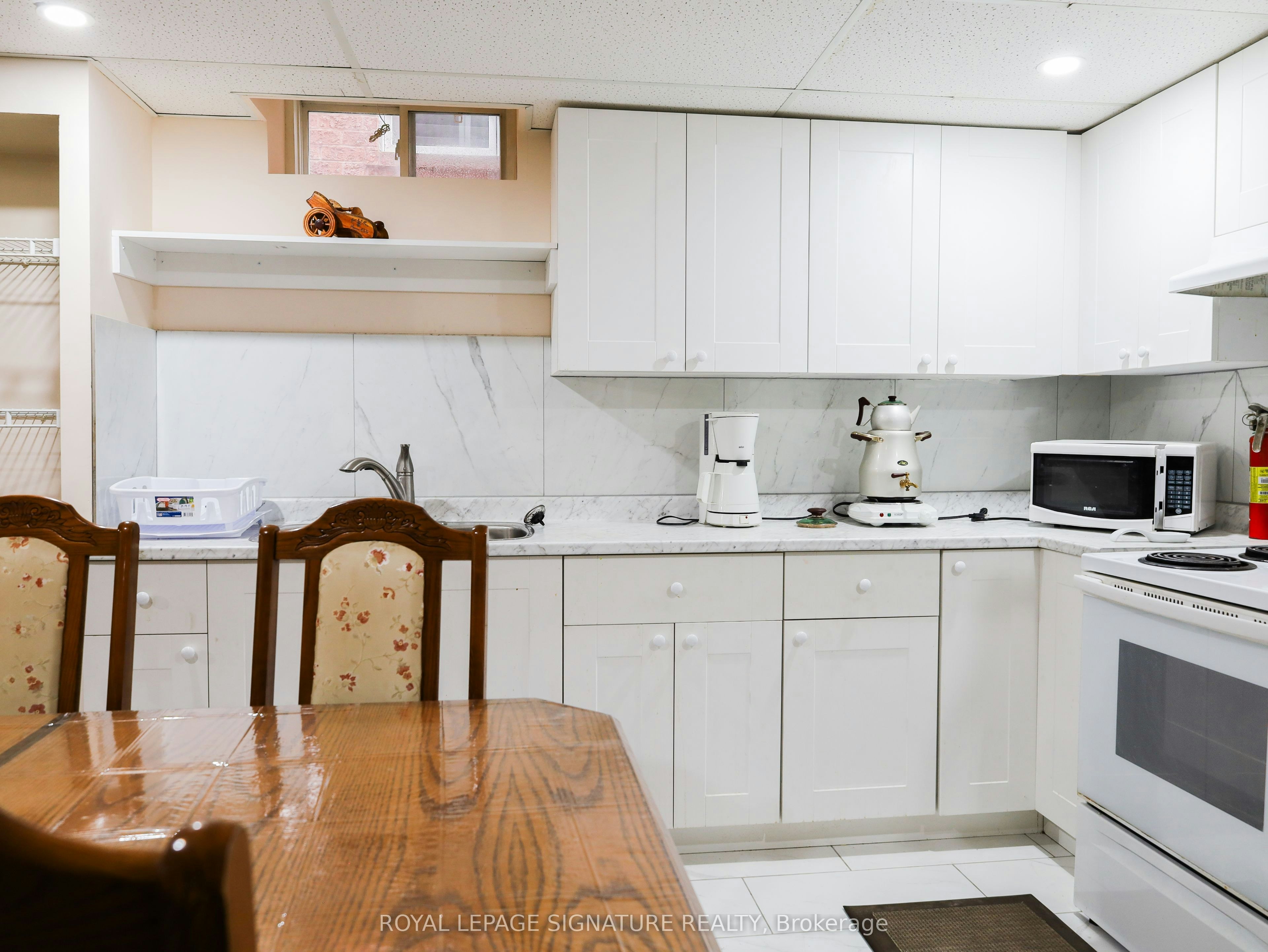 1 Bed 1Bath Basement-77 Rushingbrook Drive, Richmond Hill, ON, L4S 1X4 - 6