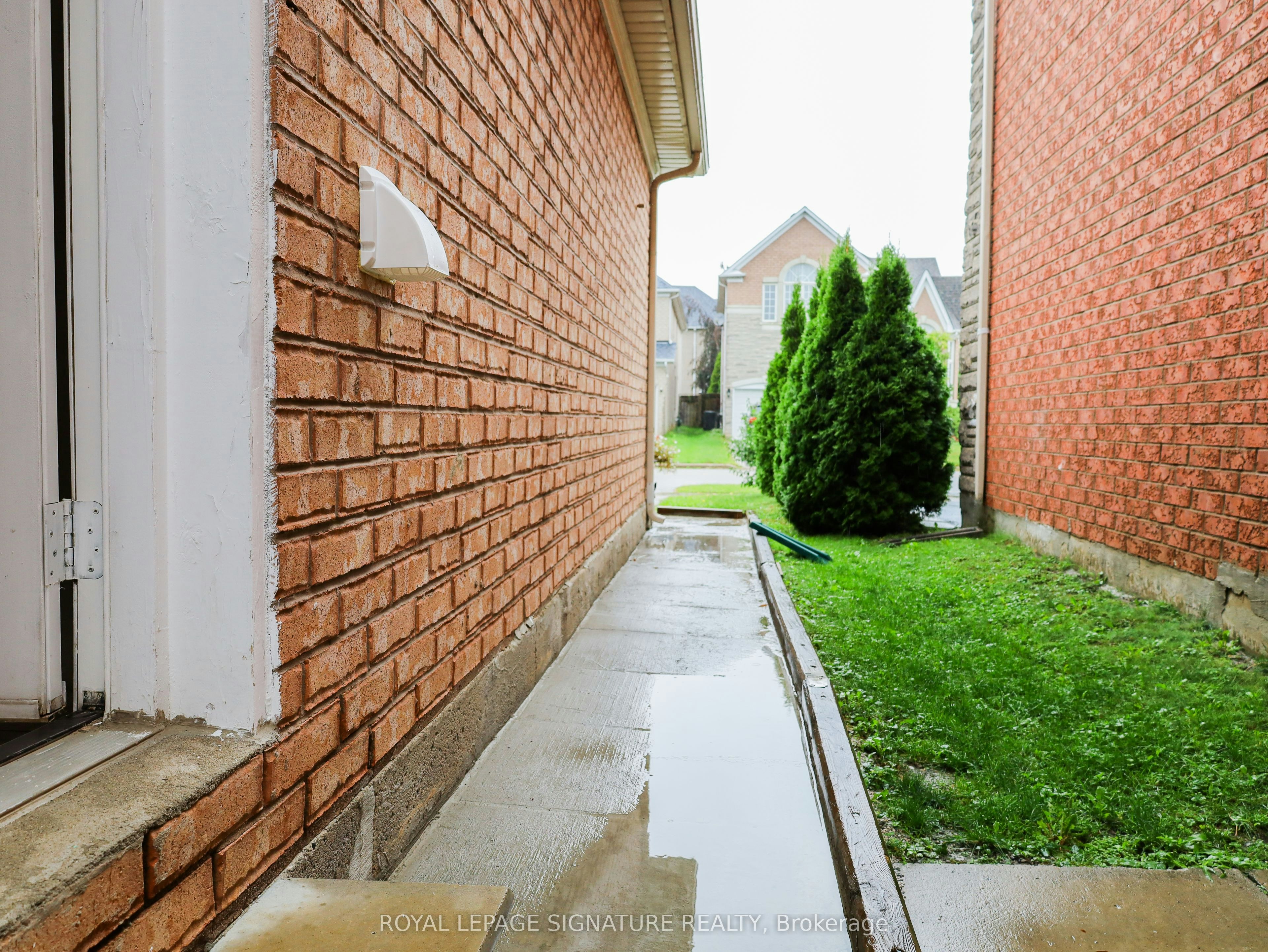 1 Bed 1Bath Basement-77 Rushingbrook Drive, Richmond Hill, ON, L4S 1X4 - 13