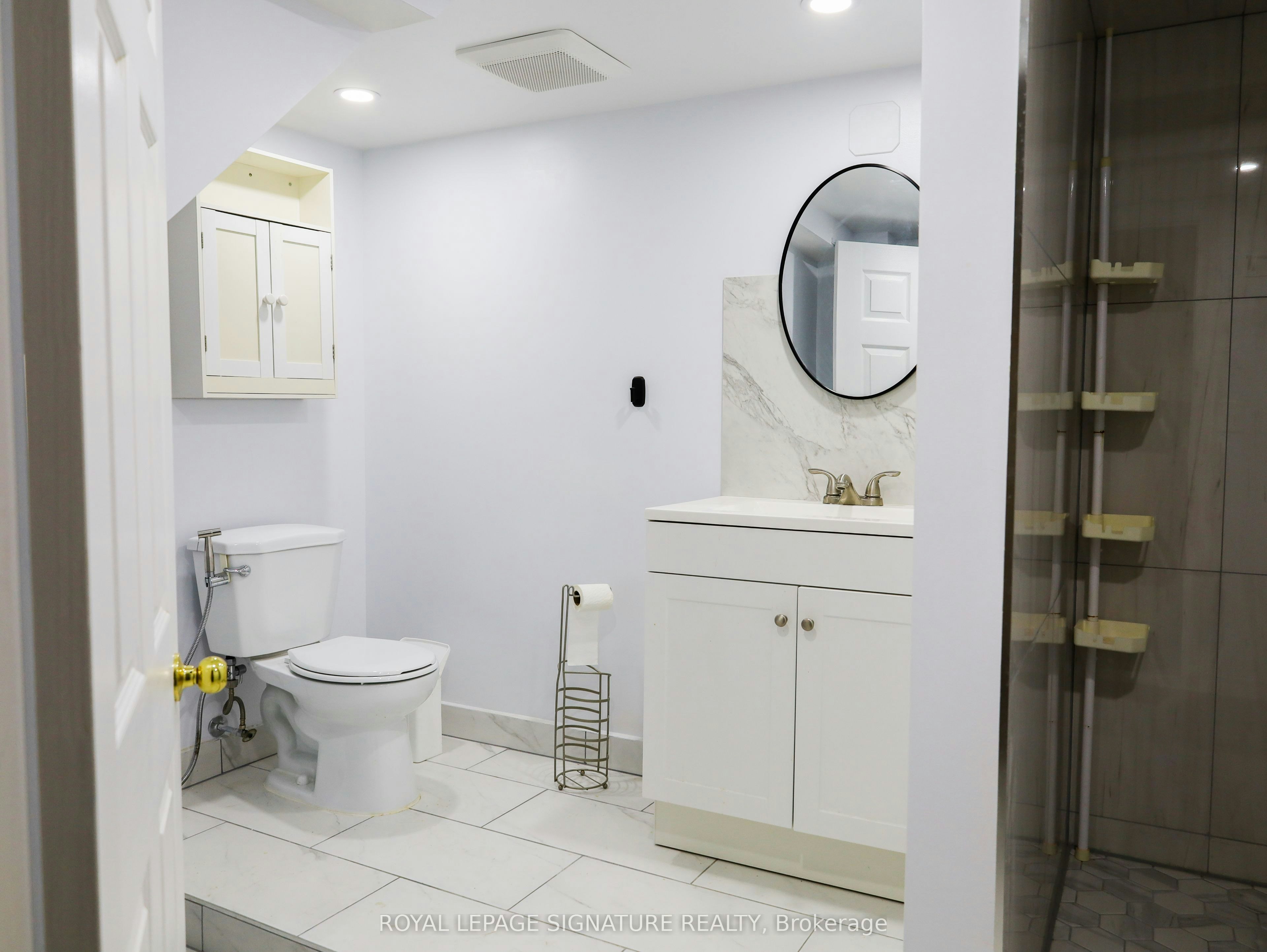 1 Bed 1Bath Basement-77 Rushingbrook Drive, Richmond Hill, ON, L4S 1X4 - 3