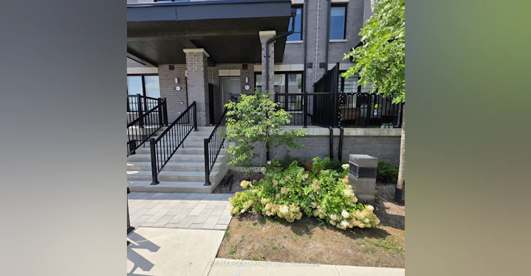 2-21 Baynes Way, Bradford West Gwillimbury, ON, L3Z 4M5