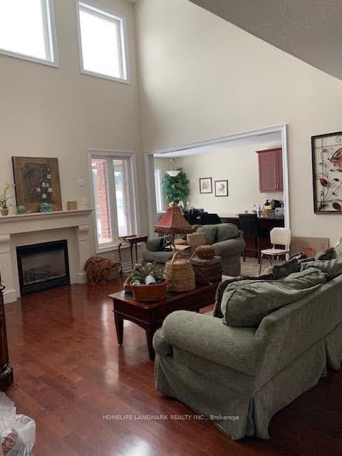 112-30 Wyndance Way, Uxbridge, ON, L9P 0B8 - 3