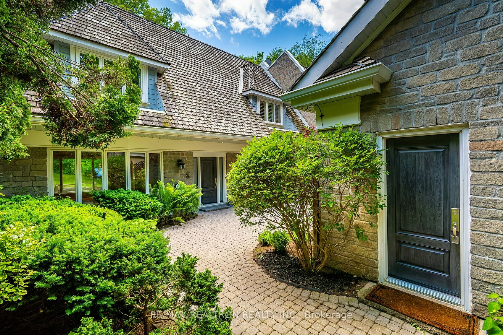 462 Beacon Hall Drive, Aurora, ON, L4G 0L3