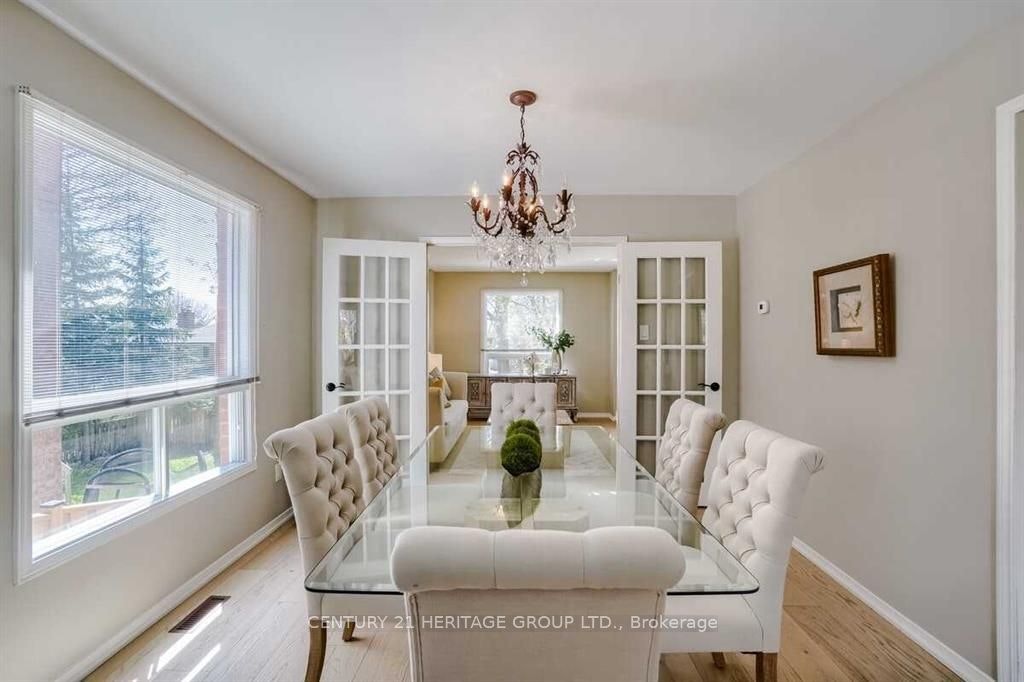 19 Chadburn Crescent, Aurora, ON, L4G 4V6 - 8