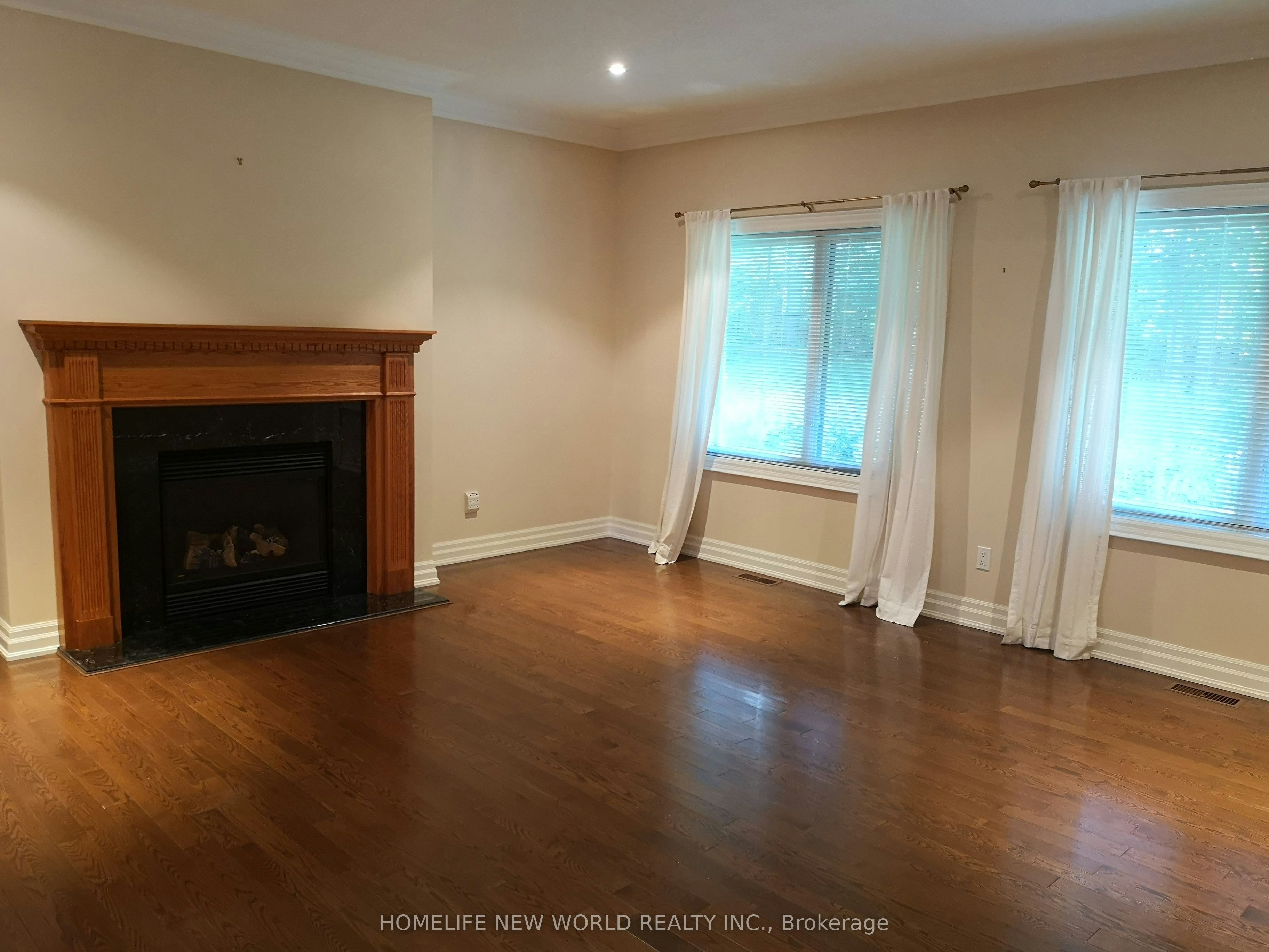 36 Country Heights Drive, Richmond Hill, ON, L4E 3M8 - 7