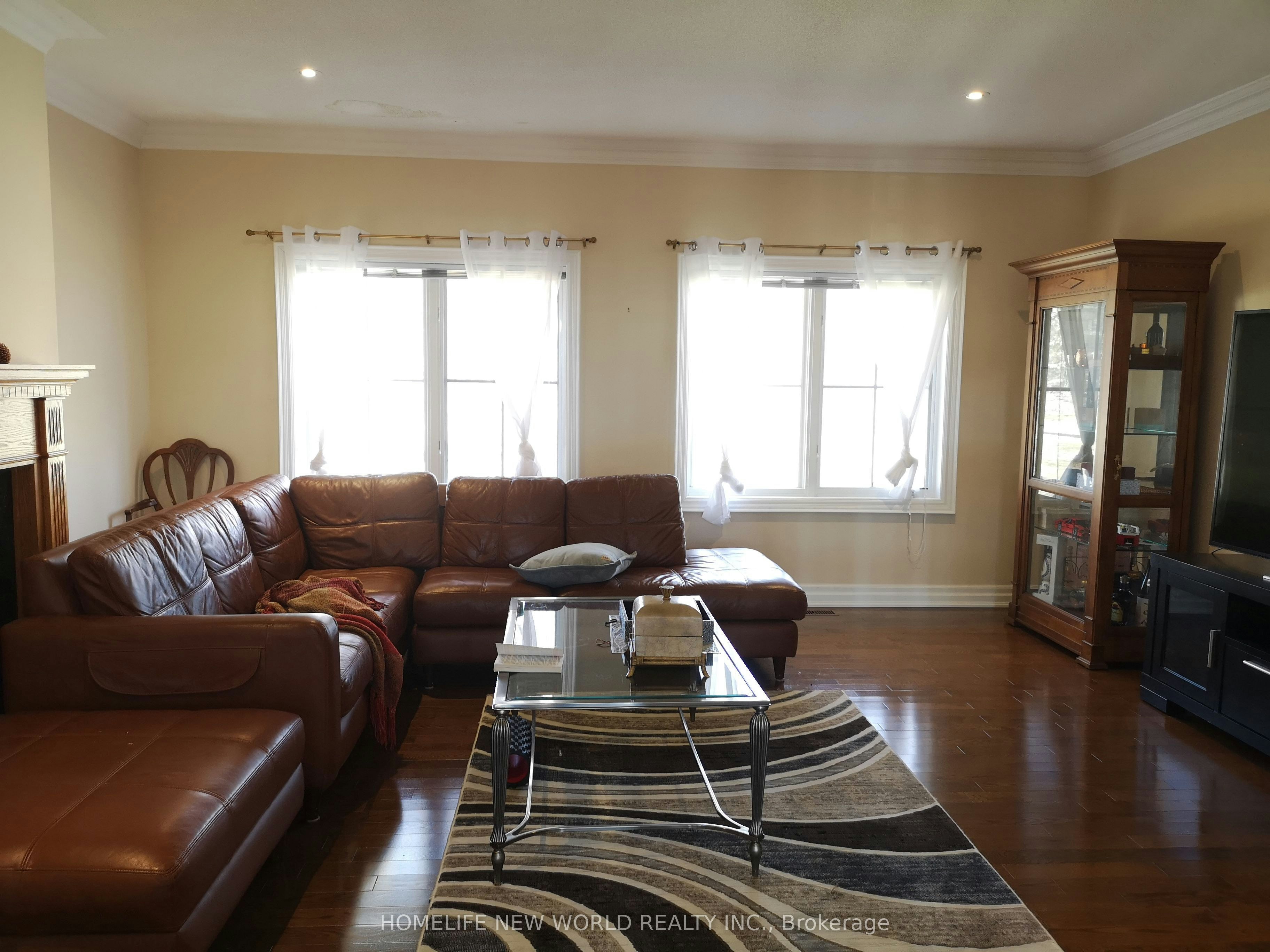 36 Country Heights Drive, Richmond Hill, ON, L4E 3M8 - 16