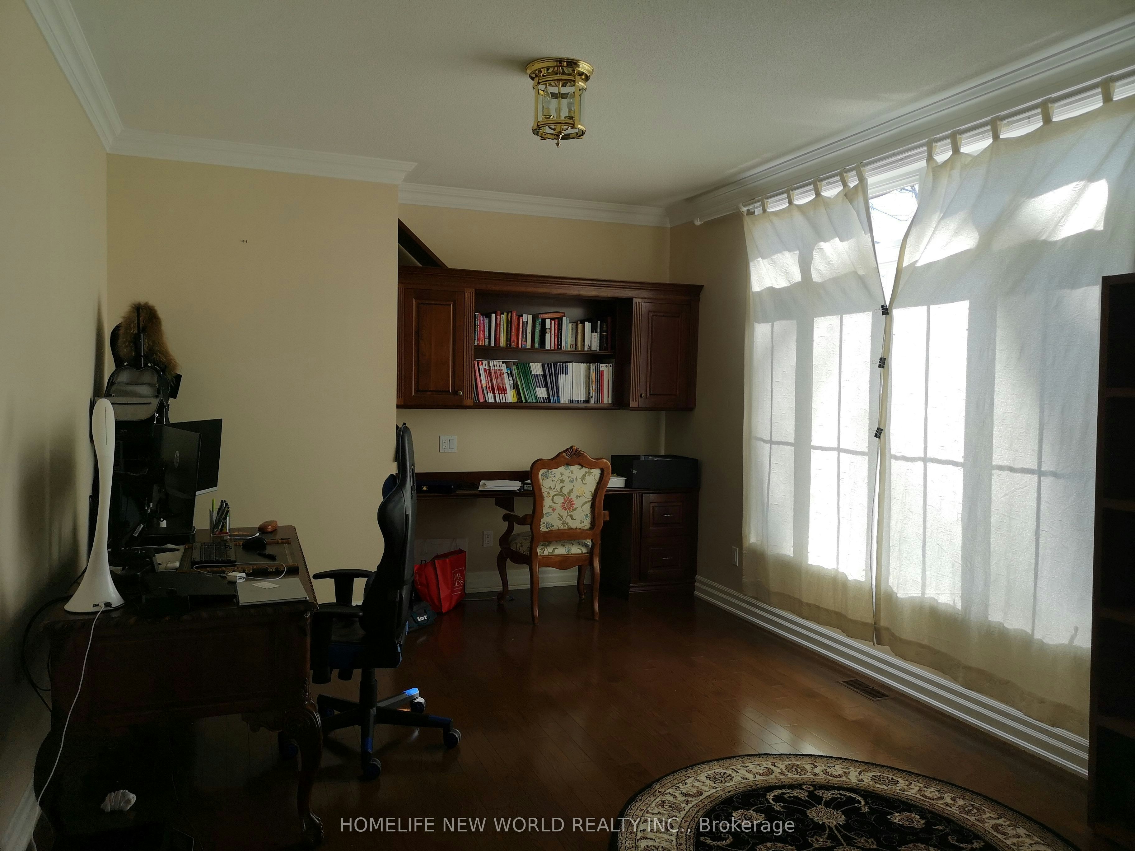 36 Country Heights Drive, Richmond Hill, ON, L4E 3M8 - 12