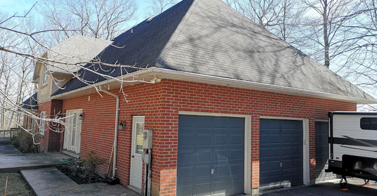 36 Country Heights Drive, Richmond Hill, ON, L4E 3M8 - 3