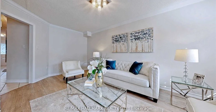 77 Silverdart Crescent, Richmond Hill, ON, L4E 3T8 - 3