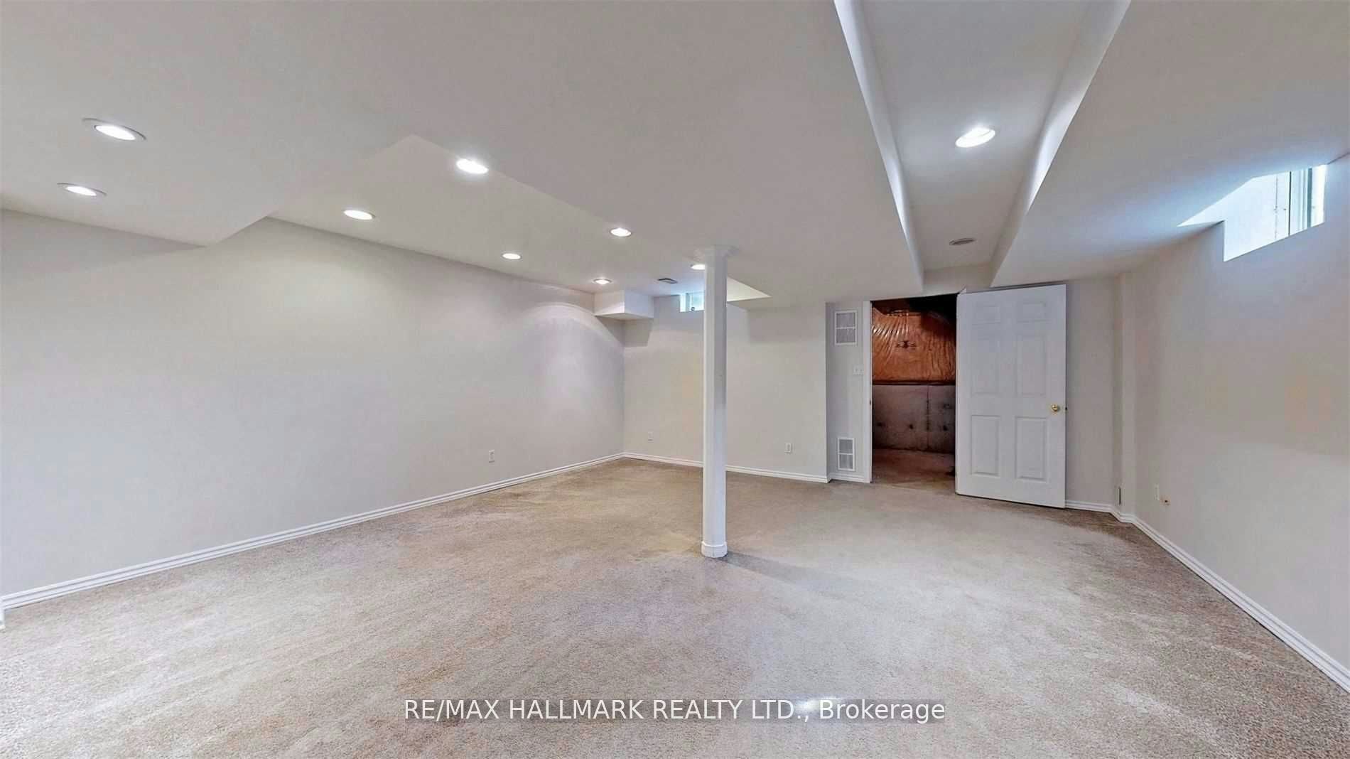 77 Silverdart Crescent, Richmond Hill, ON, L4E 3T8 - 16