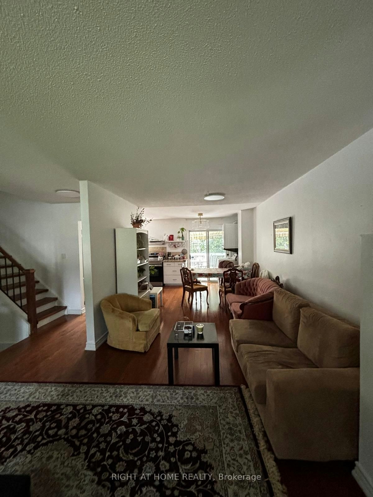 Upper-278 Waratah Avenue, Newmarket, ON, L3Y 5J2 - 3