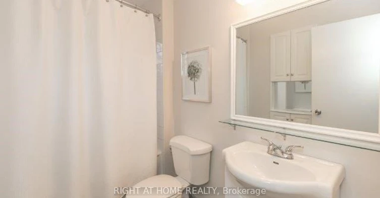 Upper-278 Waratah Avenue, Newmarket, ON, L3Y 5J2 - 10