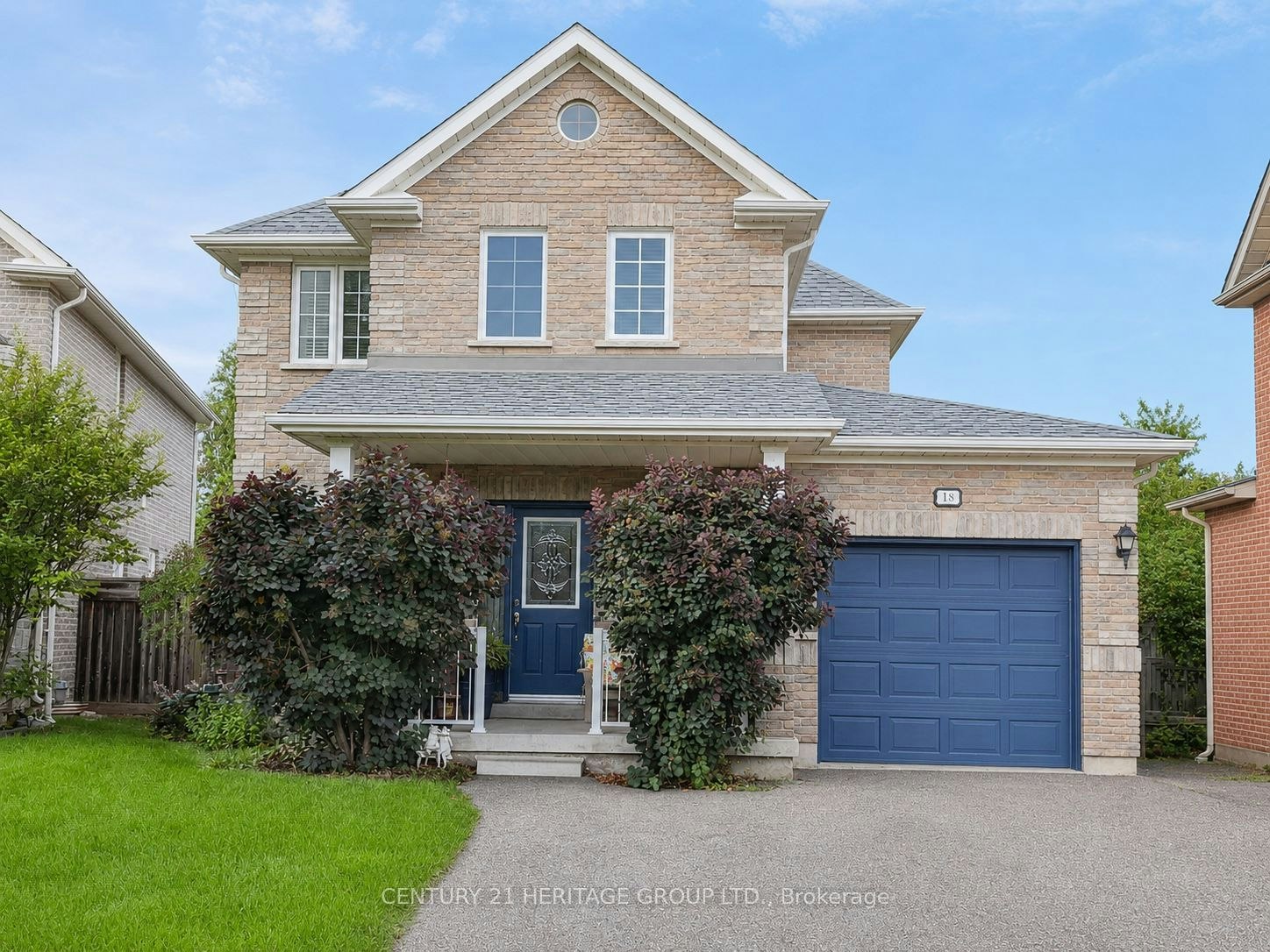 18 Yorktown Place, Georgina, ON, L4P 0A4