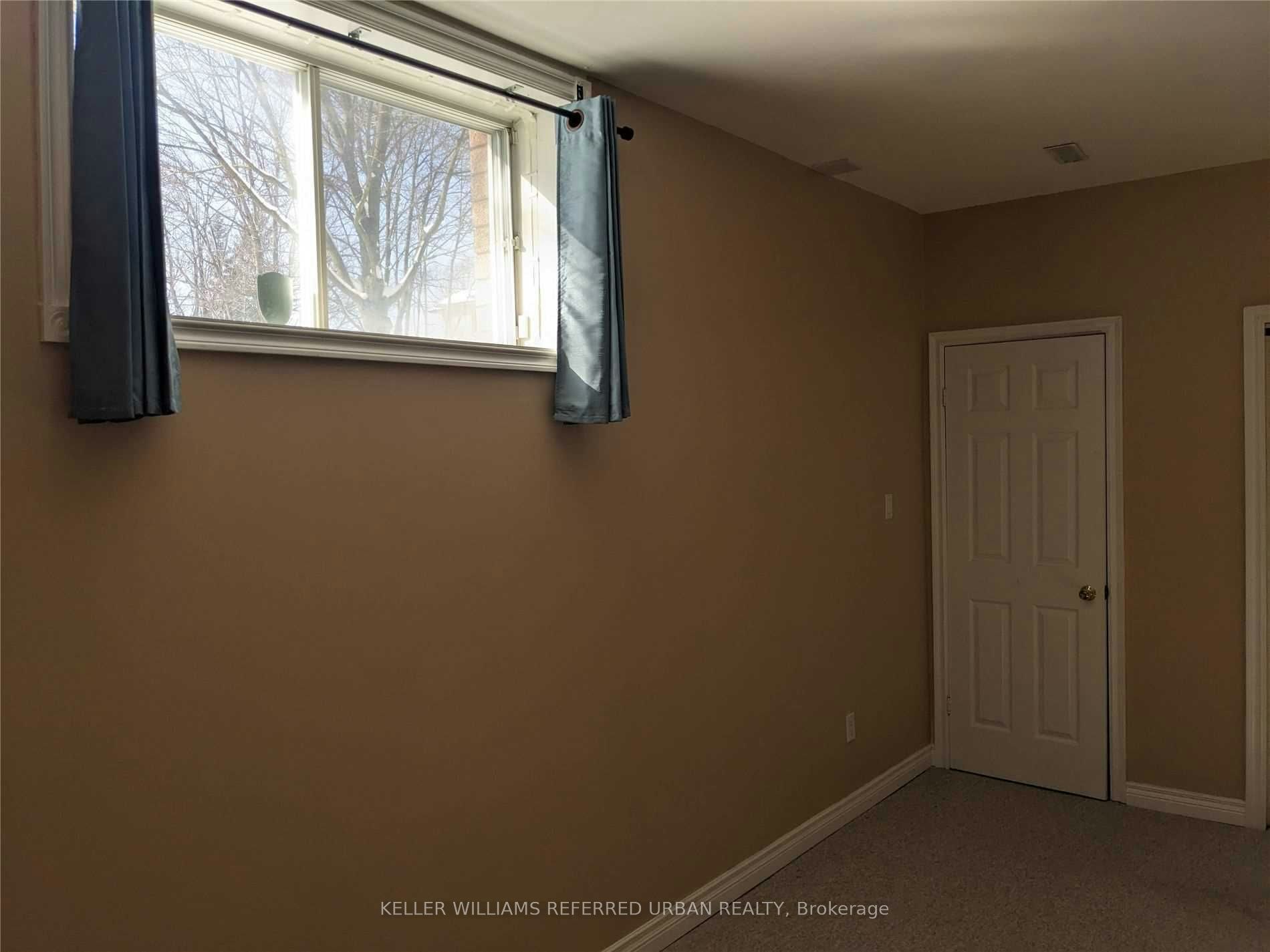 Lower-132 Old Surrey Lane, Richmond Hill, ON, L4C 8S6 - 11