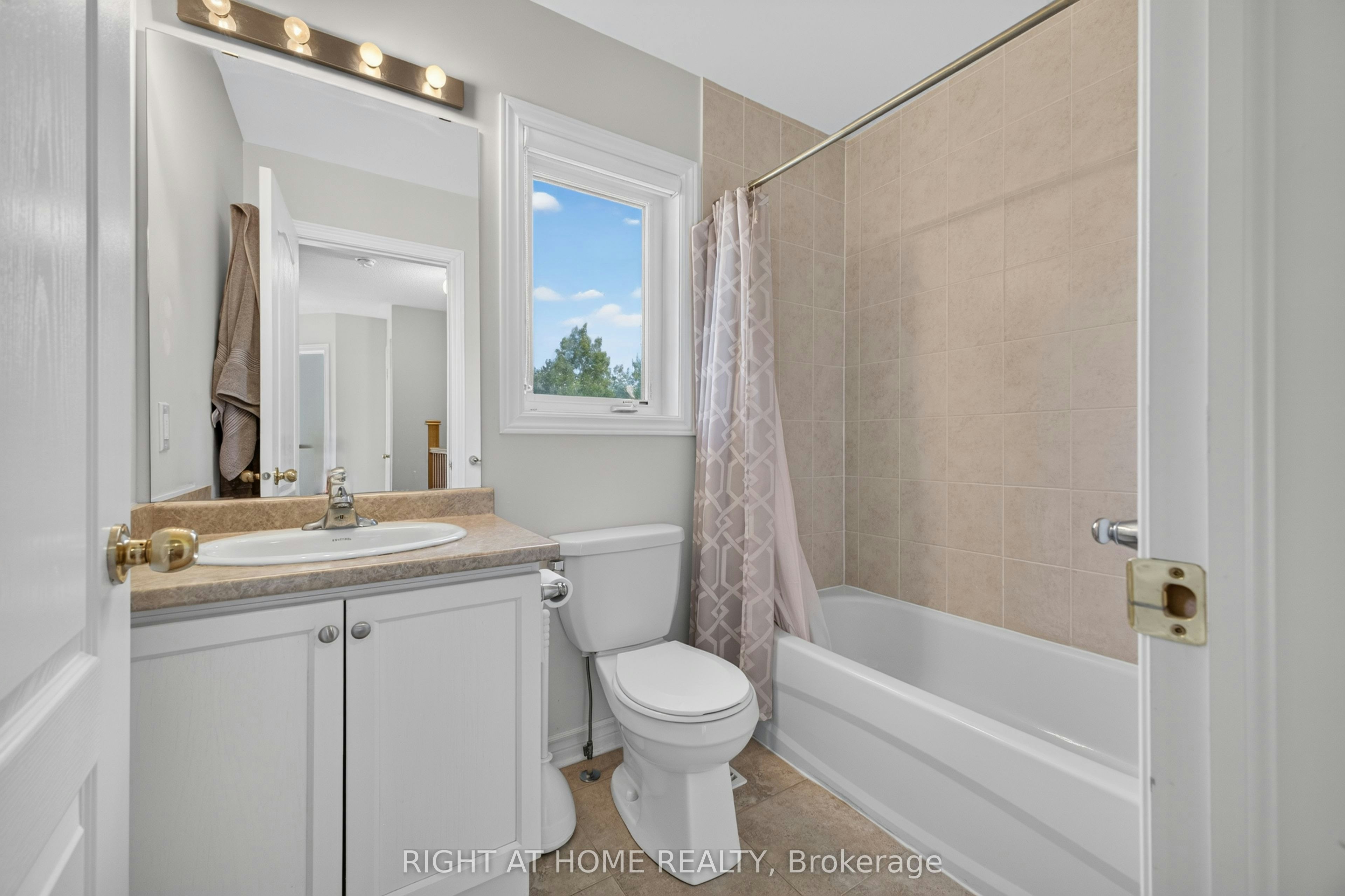 78 Blanchard Crescent, Essa, ON, L3W 0M9 - 22