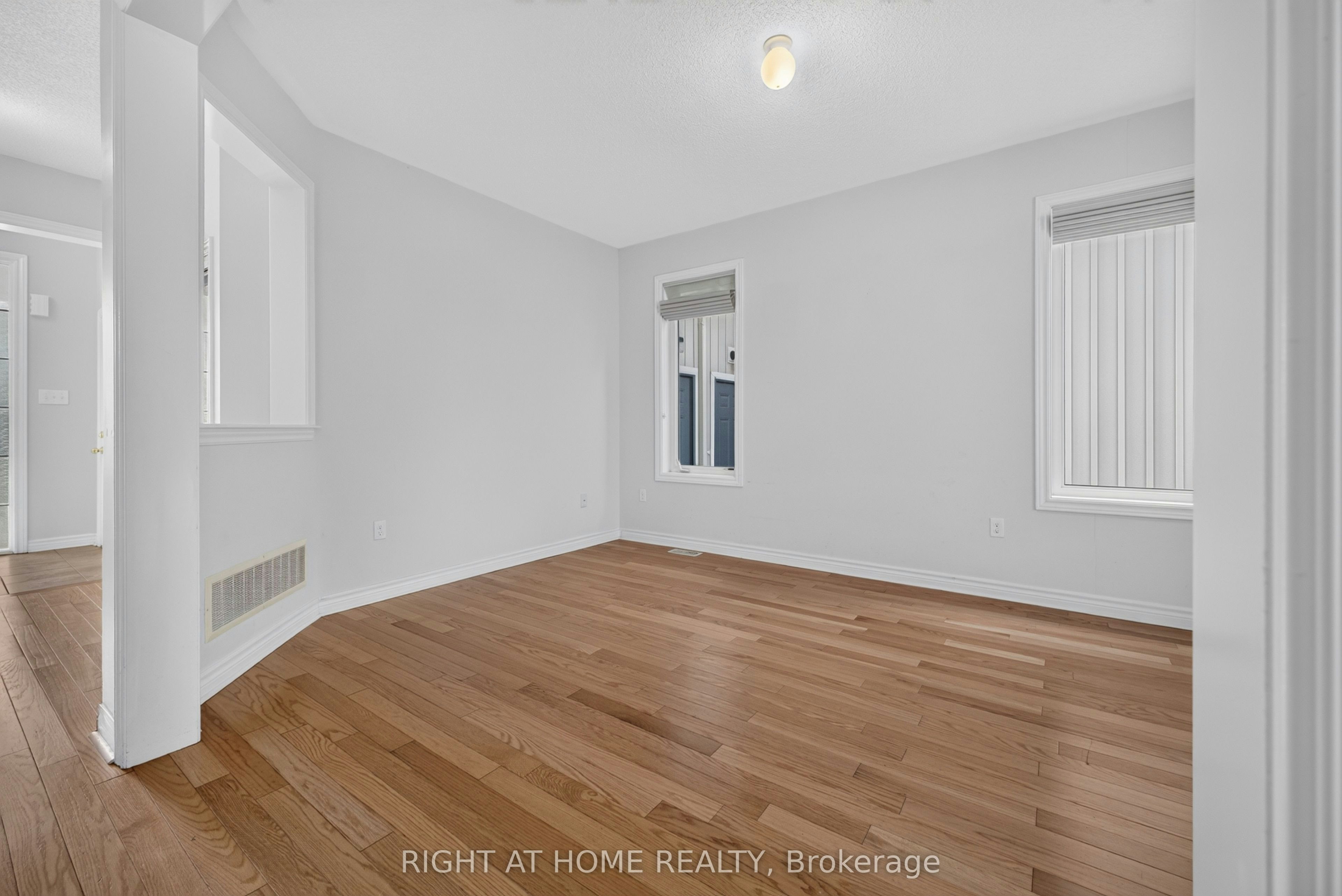 78 Blanchard Crescent, Essa, ON, L3W 0M9 - 12