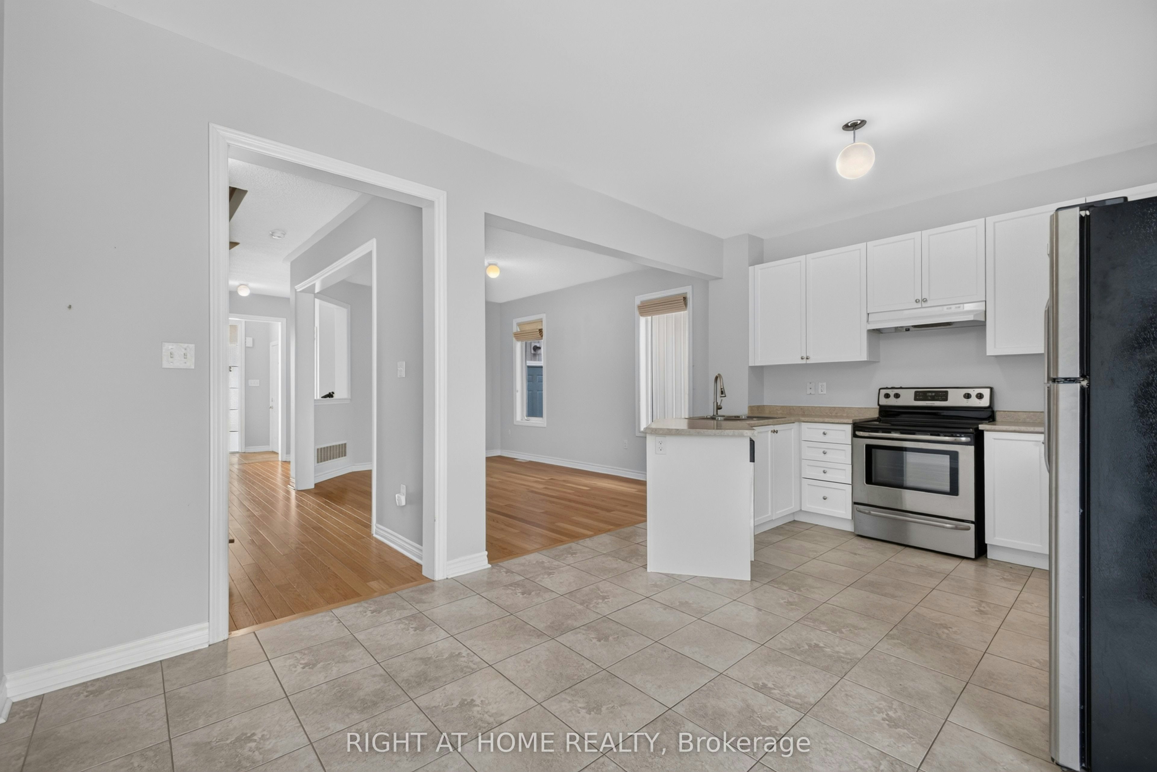 78 Blanchard Crescent, Essa, ON, L3W 0M9 - 16