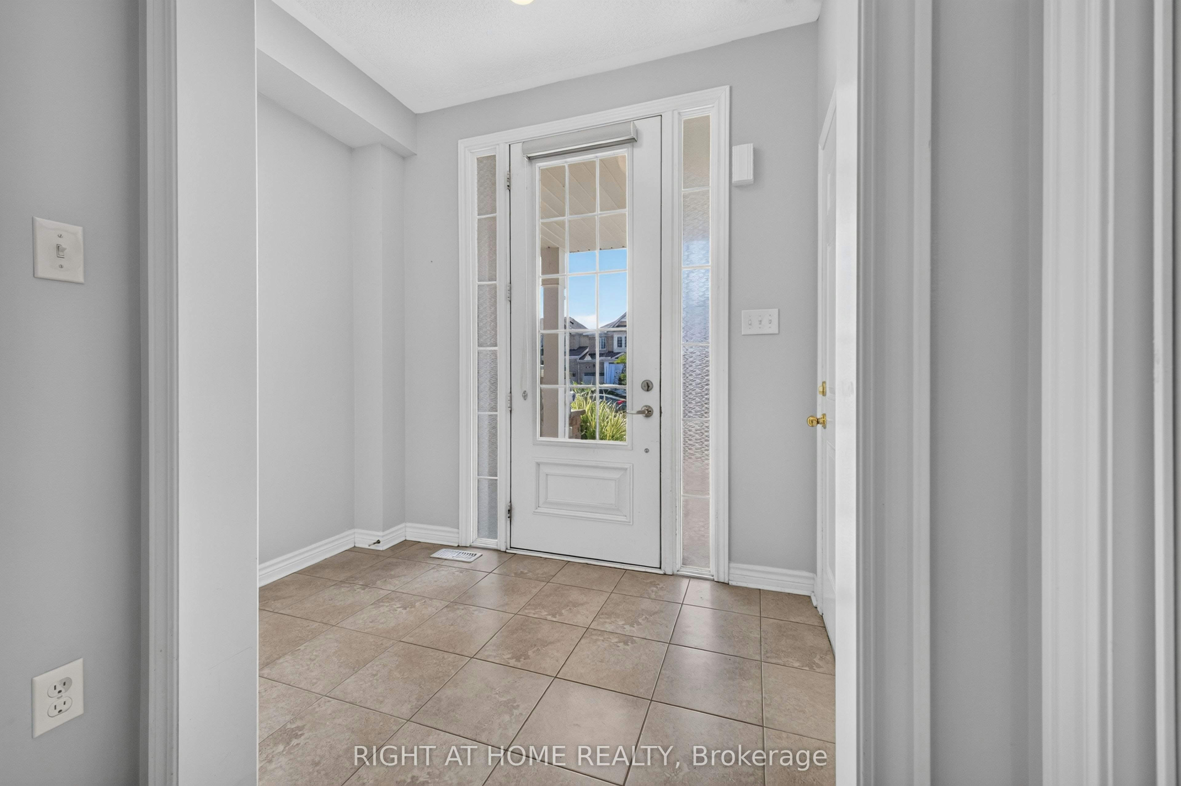 78 Blanchard Crescent, Essa, ON, L3W 0M9 - 9
