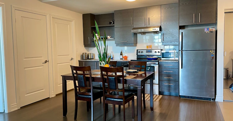 316-325 South Park Road, Markham, ON, L3T 0B8 - 2