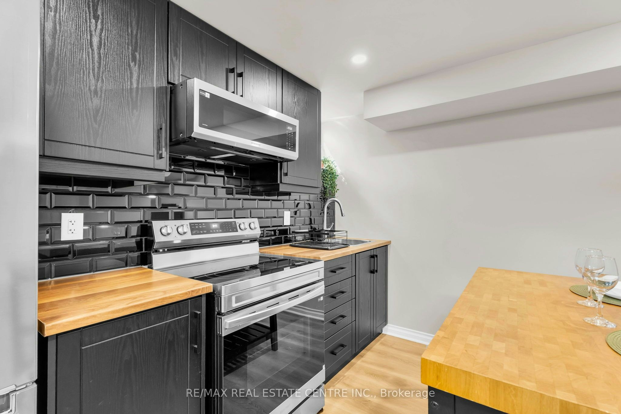67 Ferdinand Avenue, Vaughan, ON, L6A 3H7 - 13