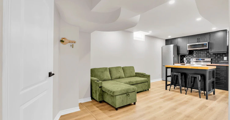 67 Ferdinand Avenue, Vaughan, ON, L6A 3H7 - 5