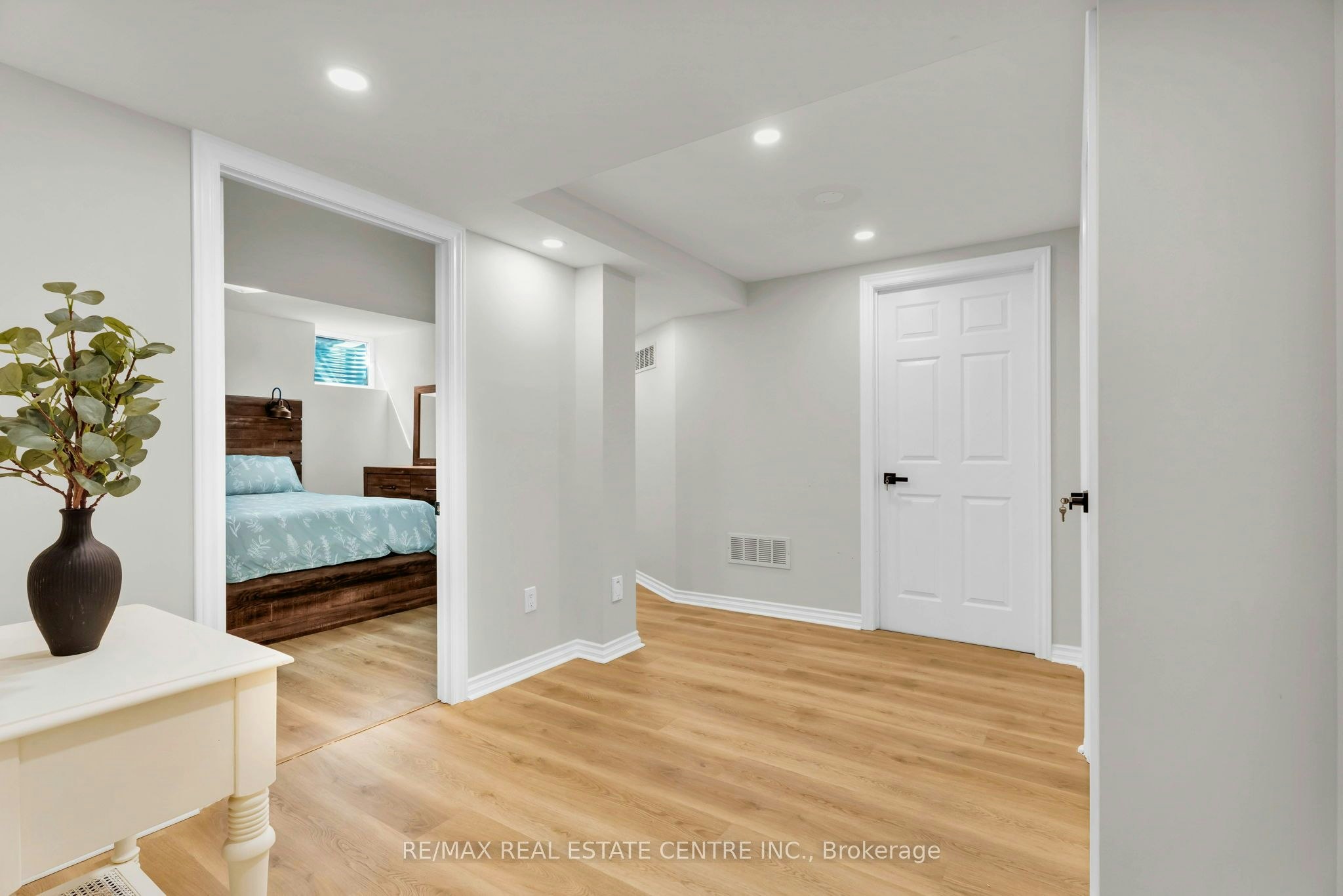 67 Ferdinand Avenue, Vaughan, ON, L6A 3H7 - 16