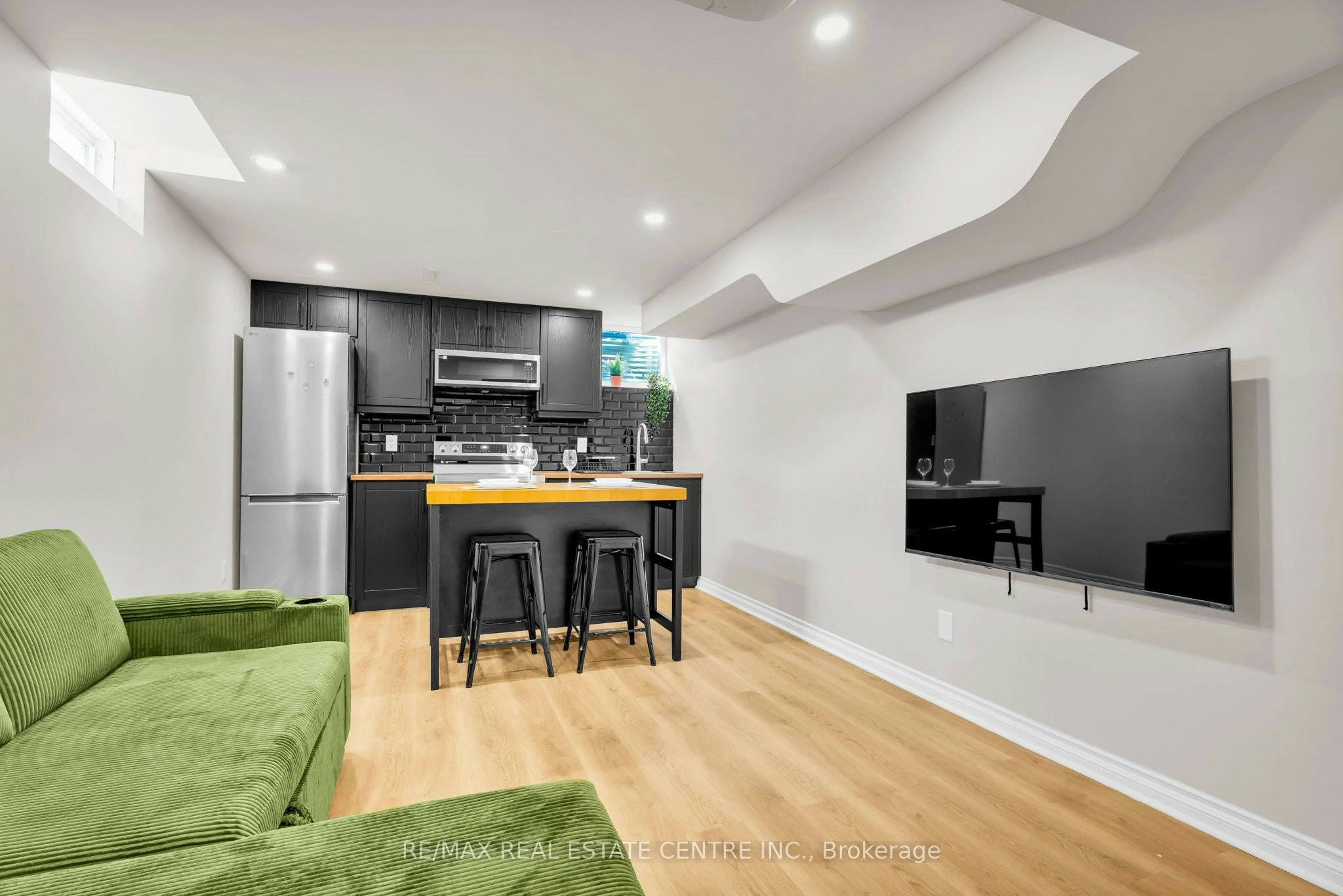 67 Ferdinand Avenue, Vaughan, ON, L6A 3H7 - 8