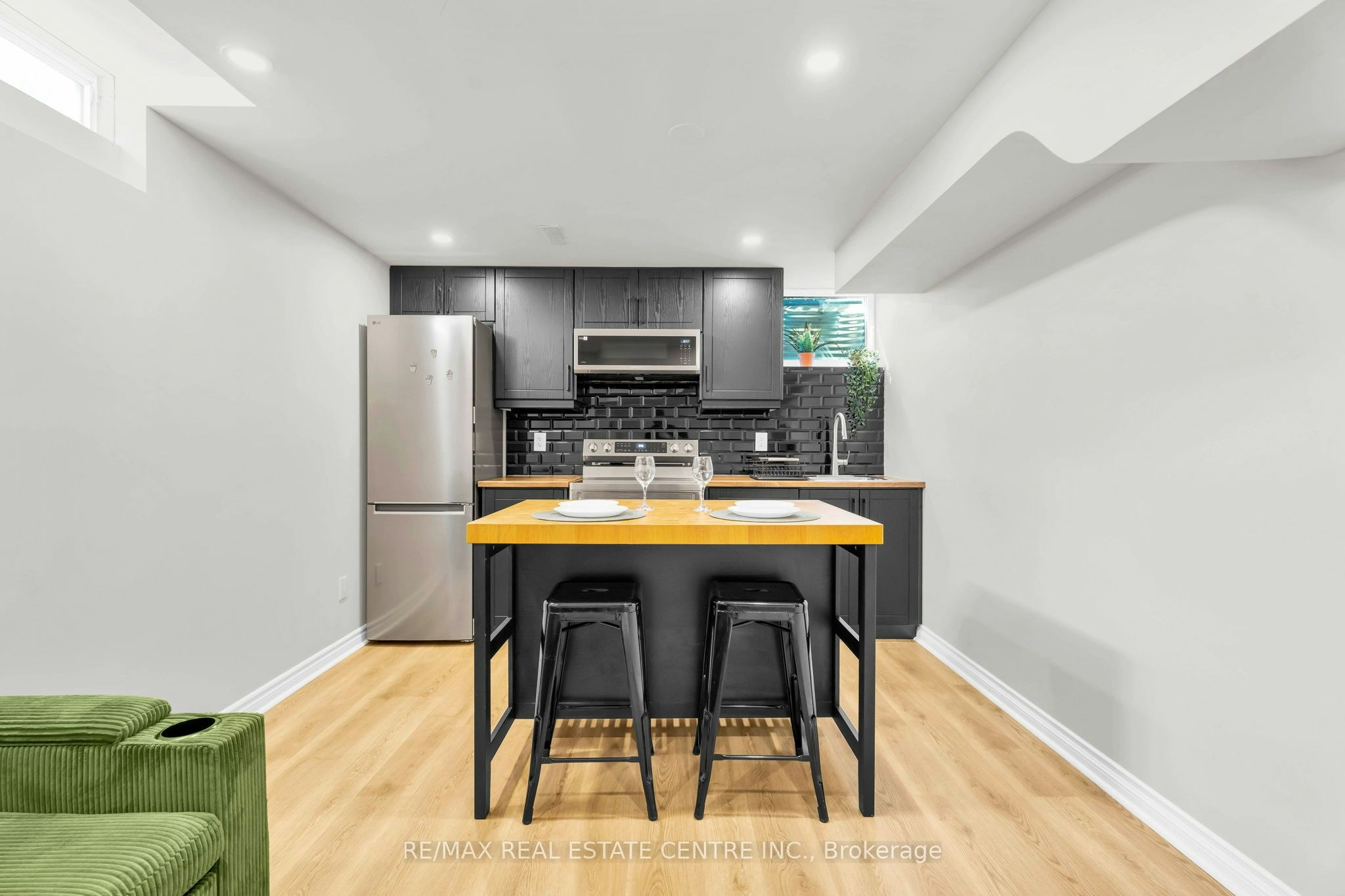 67 Ferdinand Avenue, Vaughan, ON, L6A 3H7 - 11