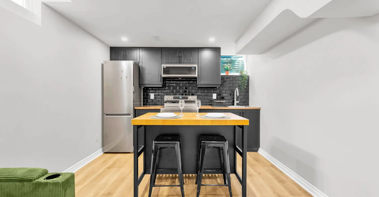67 Ferdinand Avenue, Vaughan, ON, L6A 3H7 - 11