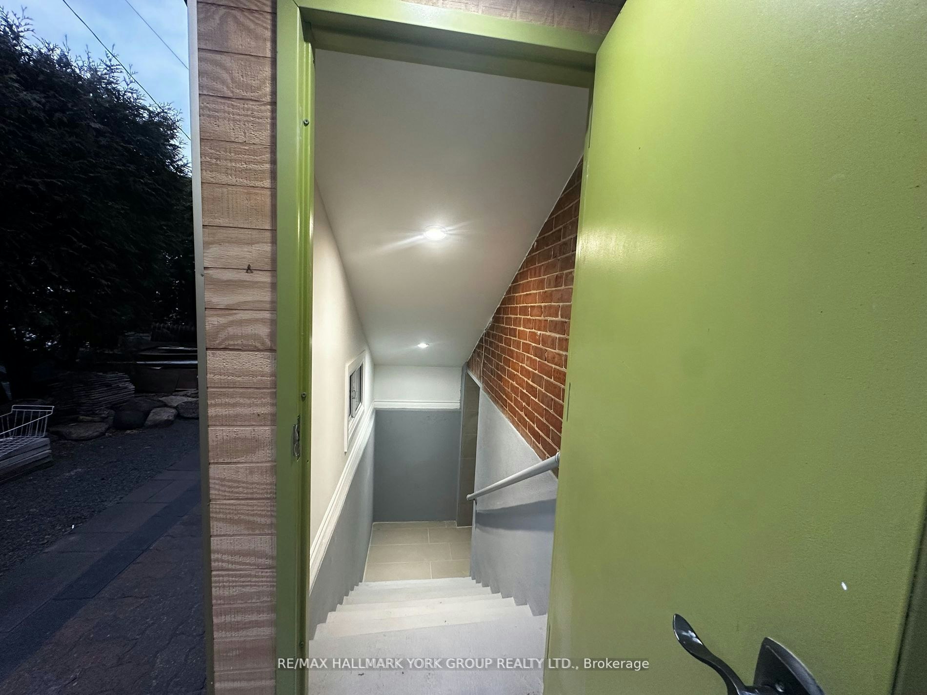 Lower-420 Osborne Street, Brock, ON, L0K 1A0 - 3