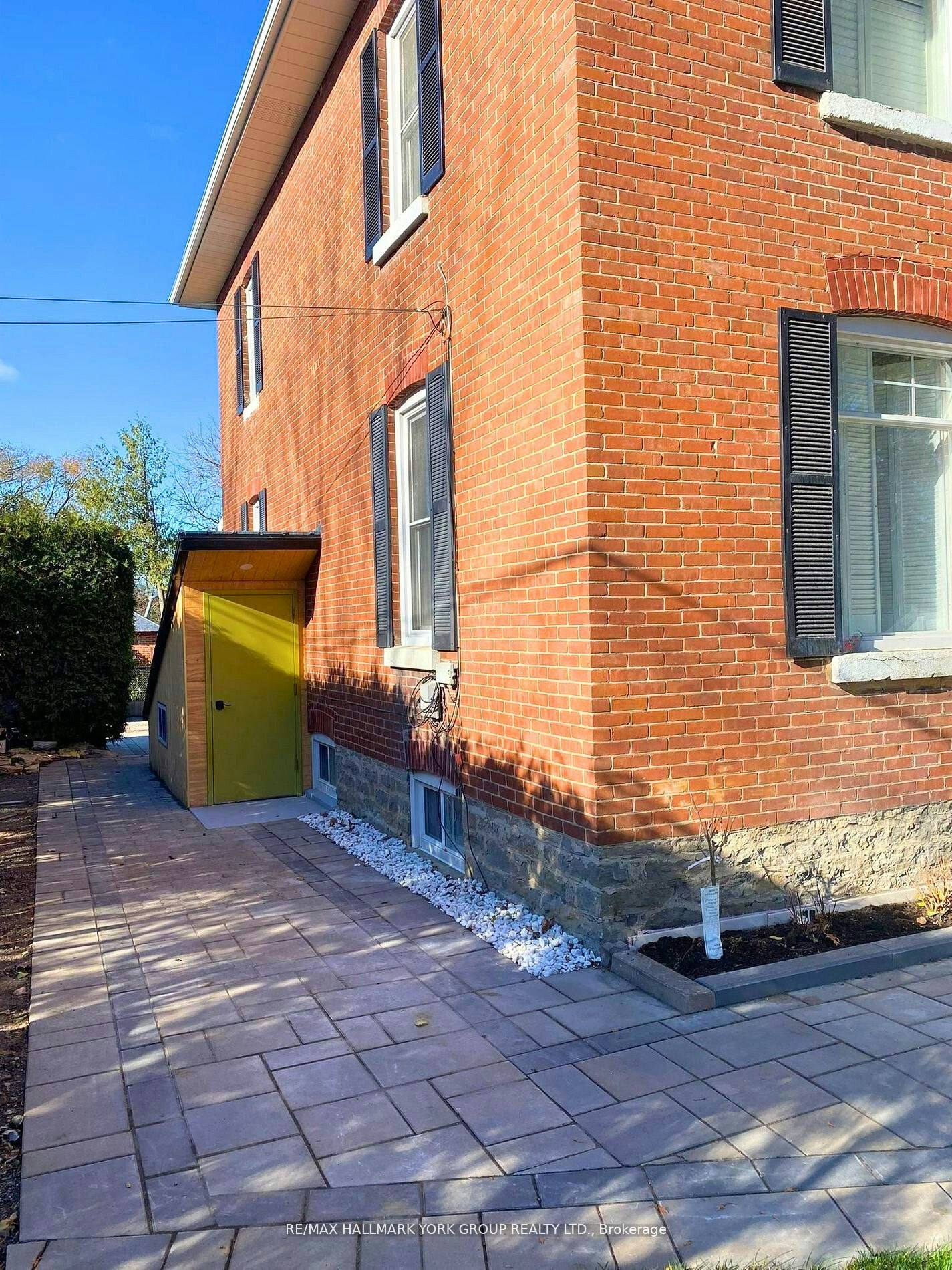 Lower-420 Osborne Street, Brock, ON, L0K 1A0 - 2