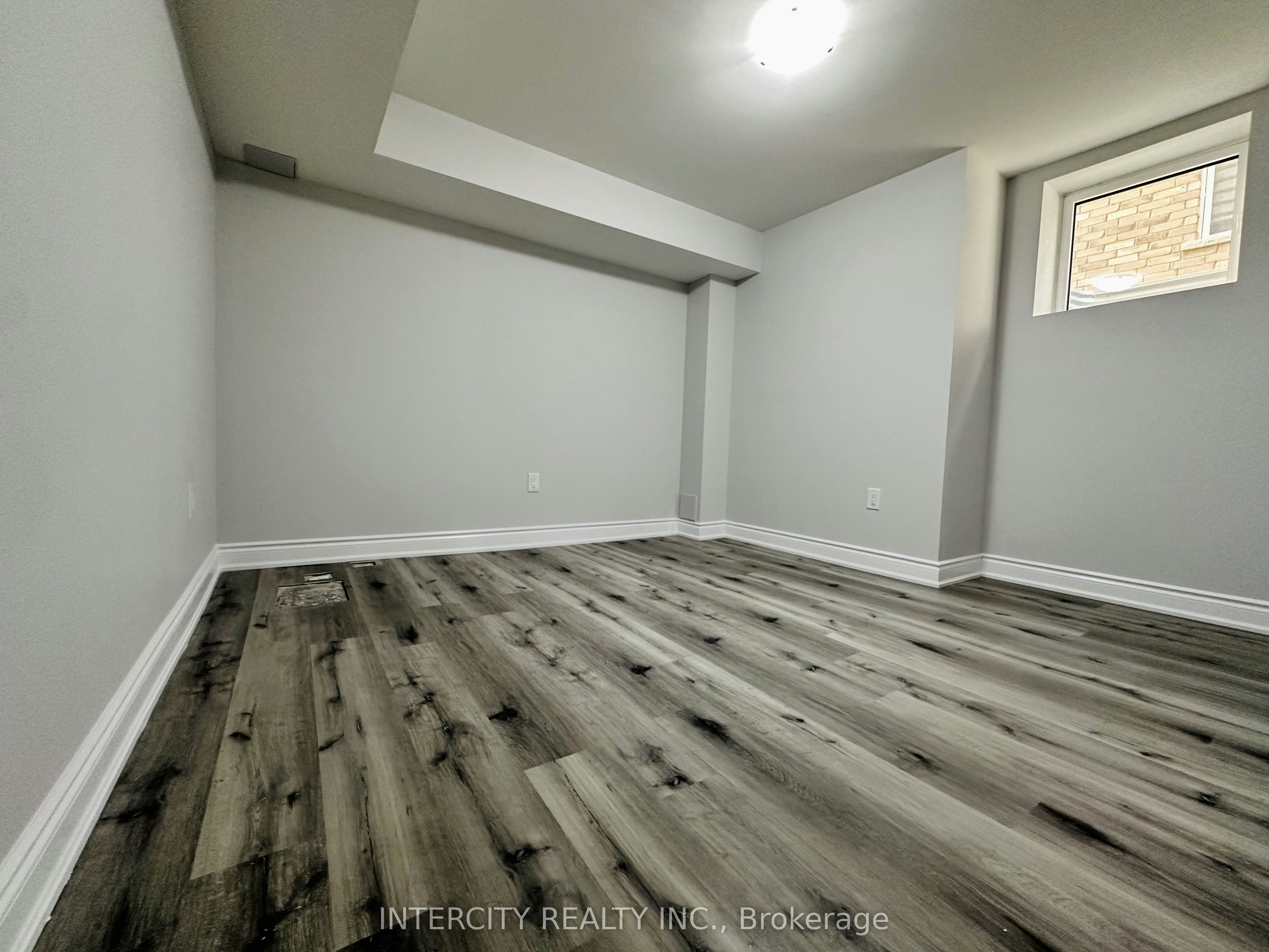 Bsmt-77 Romanelli Crescent, Bradford West Gwillimbury, ON, L3Z 0X7 - 16