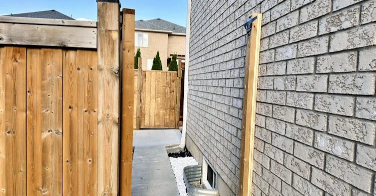 Bsmt-77 Romanelli Crescent, Bradford West Gwillimbury, ON, L3Z 0X7 - 4