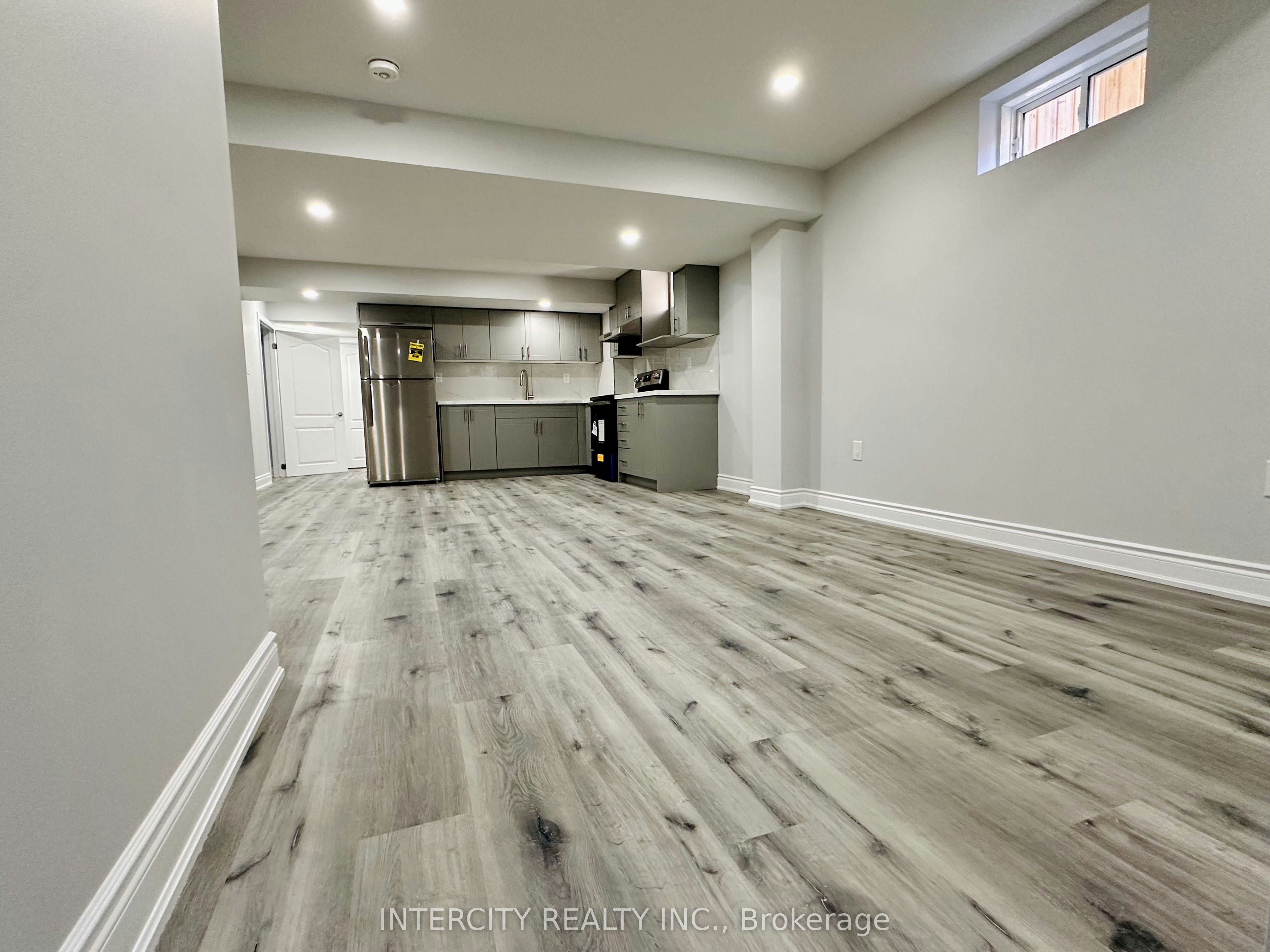 Bsmt-77 Romanelli Crescent, Bradford West Gwillimbury, ON, L3Z 0X7 - 6