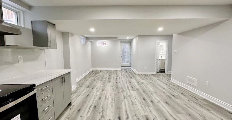 Bsmt-77 Romanelli Crescent, Bradford West Gwillimbury, ON, L3Z 0X7 - 20