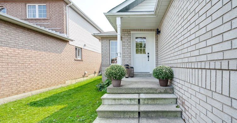 1085 Kensington Street, Innisfil, ON, L9S 1T7 - 3