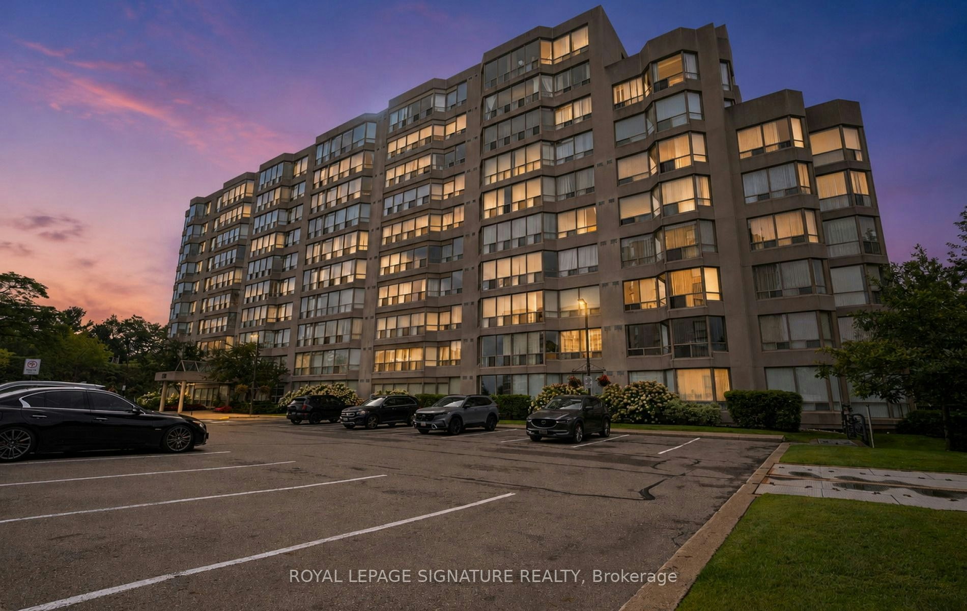 202-175 Cedar Avenue, Richmond Hill, ON, L4C 9V3