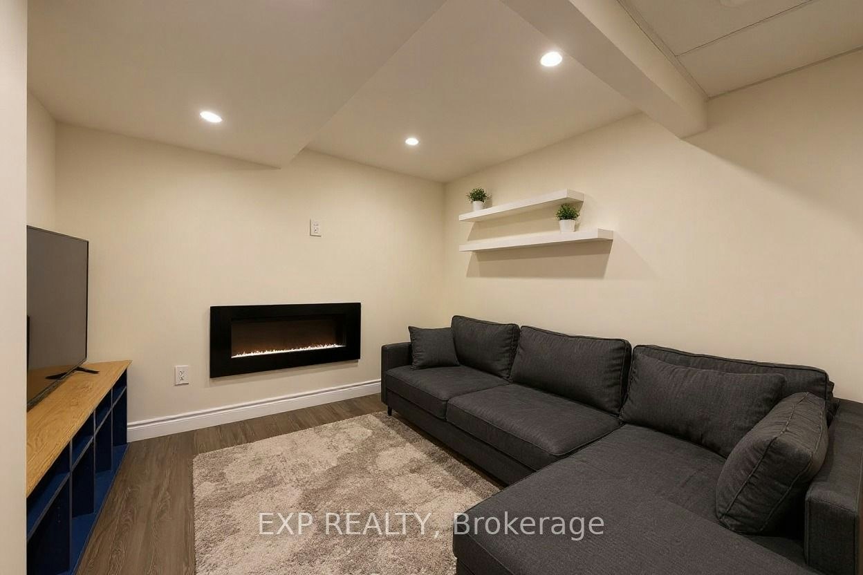 Basement-11 Martina Crescent, Vaughan, ON, L4H 3B6 - 9