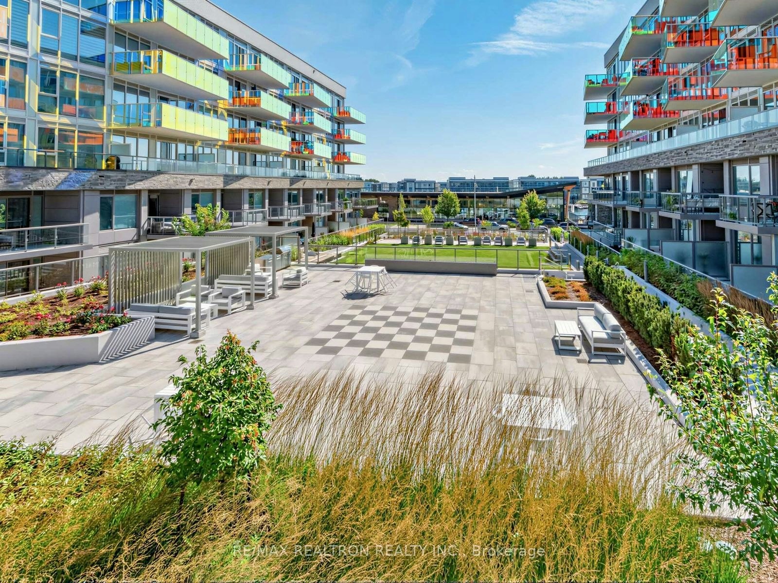 250-333 Sunseeker Avenue, Innisfil, ON, L9R 0R6 - 18