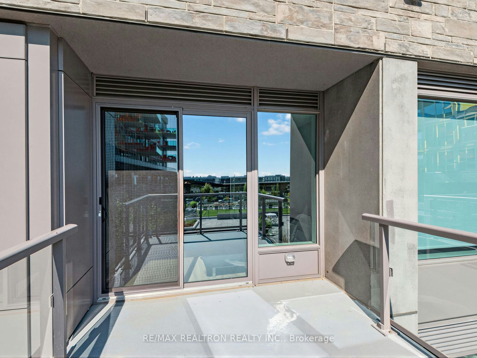 250-333 Sunseeker Avenue, Innisfil, ON, L9R 0R6 - 19