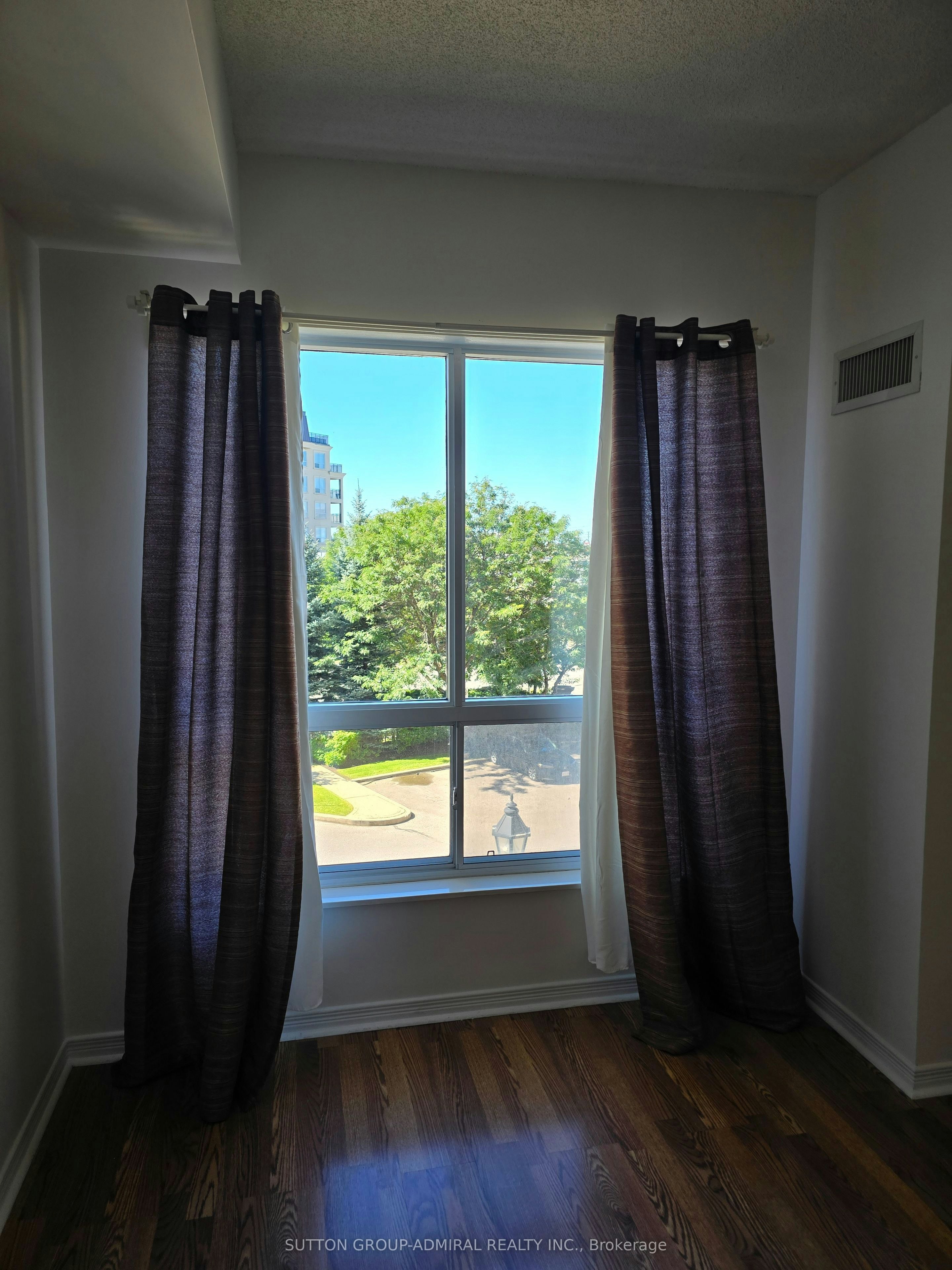 315-2 Maison Parc Court, Vaughan, ON, L4J 9K4 - 17