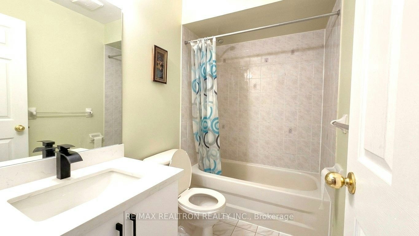 17 Carnation Road, Markham, ON, L3T 7V3 - 10