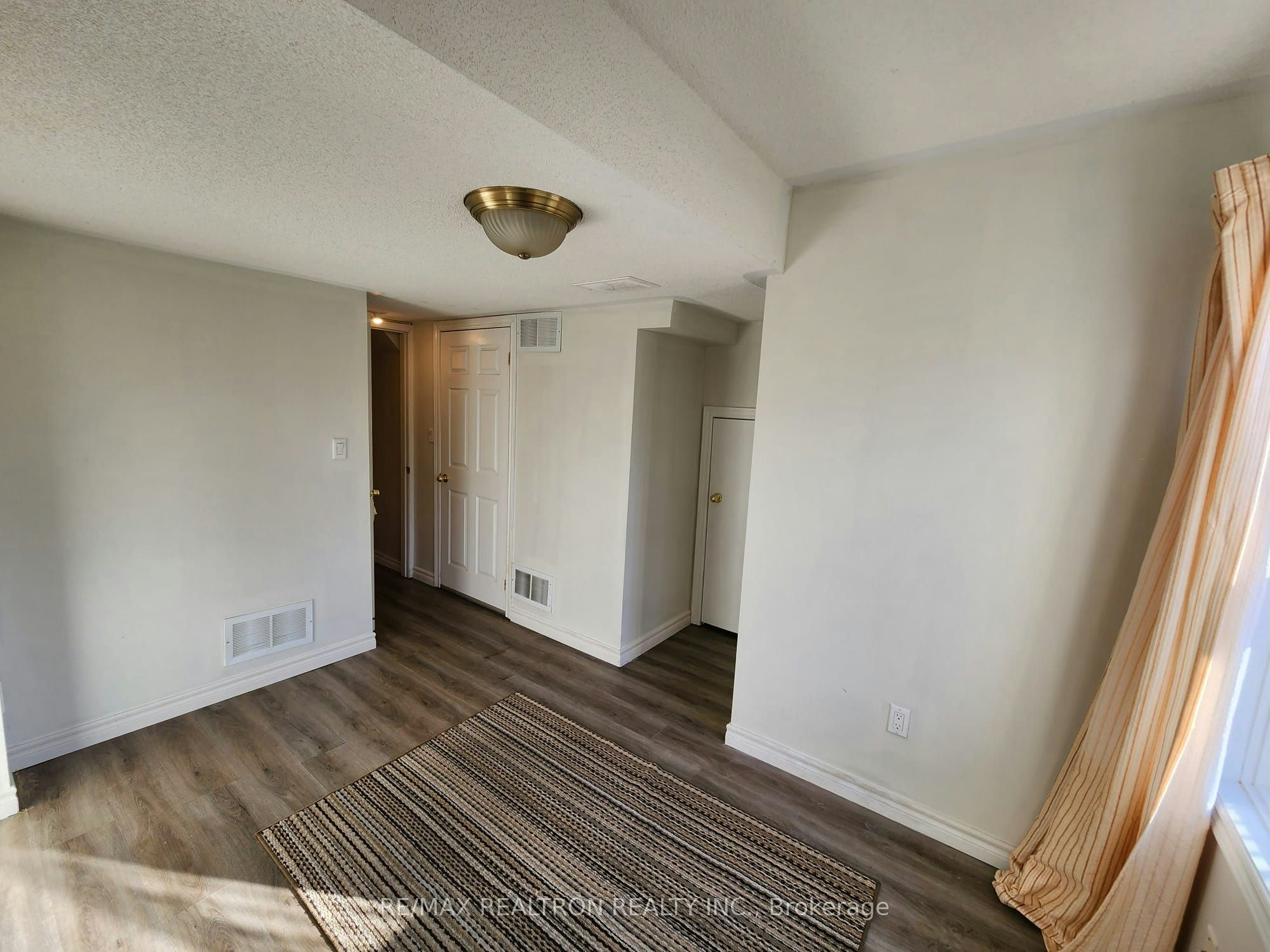 17 Carnation Road, Markham, ON, L3T 7V3 - 18
