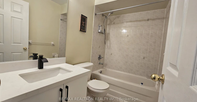 17 Carnation Road, Markham, ON, L3T 7V3 - 17