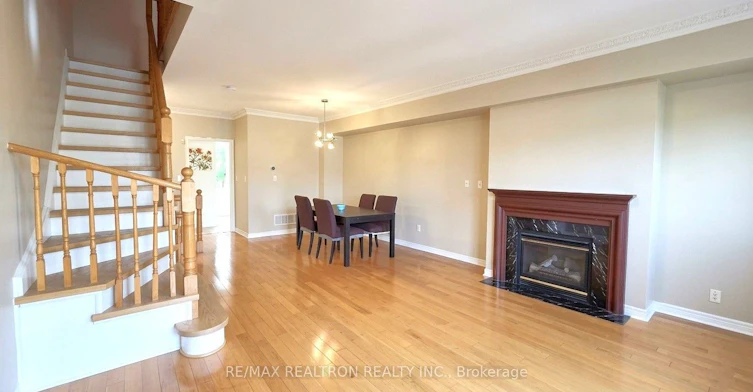 17 Carnation Road, Markham, ON, L3T 7V3 - 3