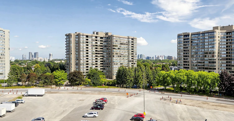 508-30 Upper Mall Way, Vaughan, ON, L4J 0L7 - 40