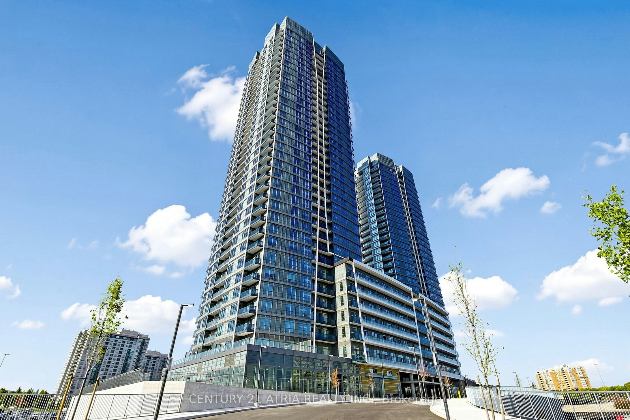 508-30 Upper Mall Way, Vaughan, ON, L4J 0L7