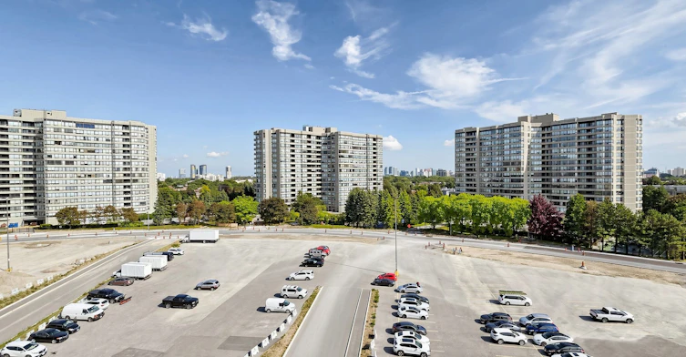 508-30 Upper Mall Way, Vaughan, ON, L4J 0L7 - 41
