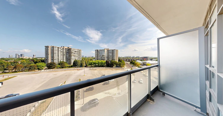 508-30 Upper Mall Way, Vaughan, ON, L4J 0L7 - 39