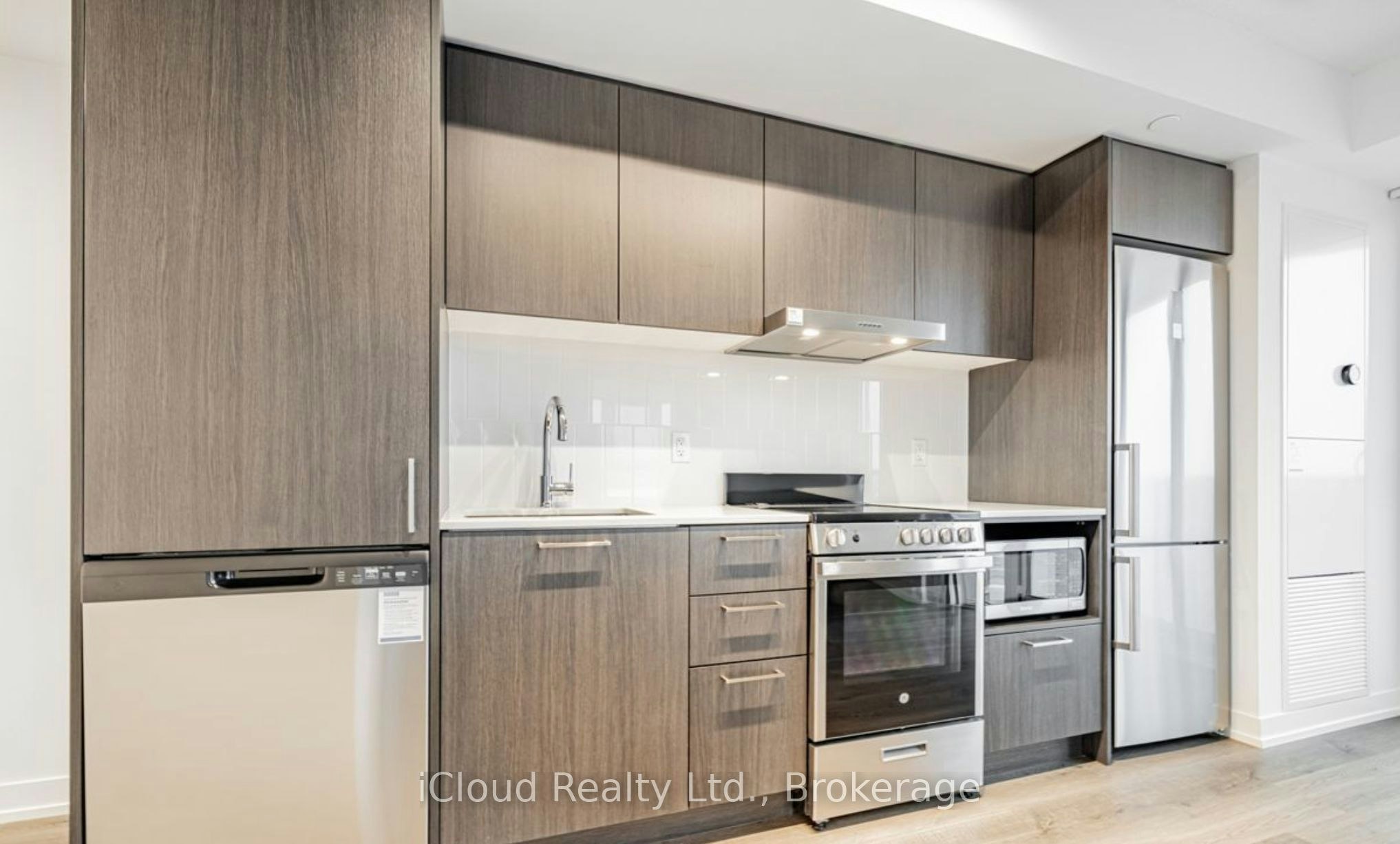1211-195 Commerce Street, Vaughan, ON, L4K 0P9 - 21