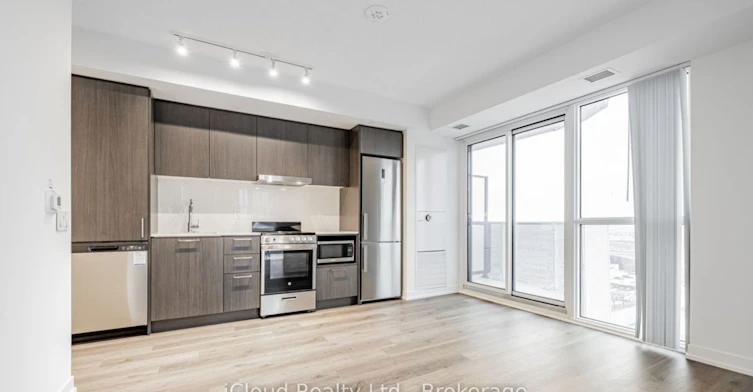 1211-195 Commerce Street, Vaughan, ON, L4K 0P9 - 12